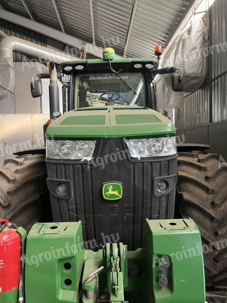 John Deere 8370R