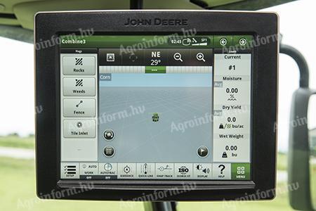 John Deere Greenstar 4640 monitor with Premium 3.0 activation (AutoTrac, section control)