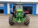 John Deere 3140