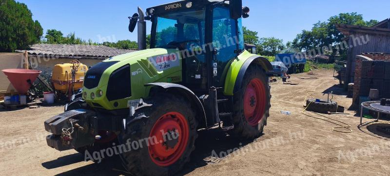Claas Arion 420