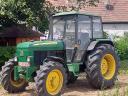 John Deere 2450, 4x4, with single row reel