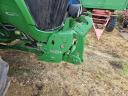 John Deere 7820