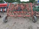 Combine 440 cm wide, large spring loaded, hydraulic folding