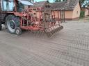 Combine 440 cm wide, large spring loaded, hydraulic folding