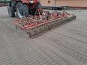 Combine 440 cm wide, large spring loaded, hydraulic folding