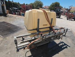 Favaro 450 l szántóföldi permetező