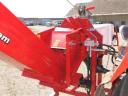 URBAN TR70 shredder with 2,6 m conveyor belt sideways
