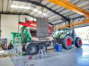 Machine fitter