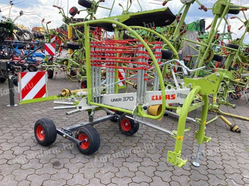 Claas Liner 370 NEW trainer