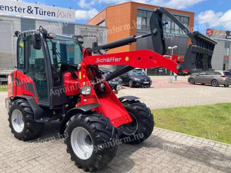 Schäffer 4670 front loader