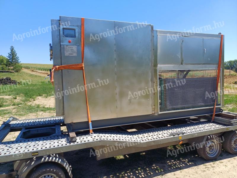 Lyophilizing freeze dryer