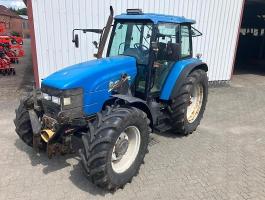 New Holland M100