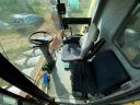 New Holland TX68 (5430/7557 hours)