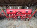 Agrion 6 row seed drill per seed