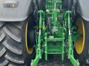 John Deere 6215R