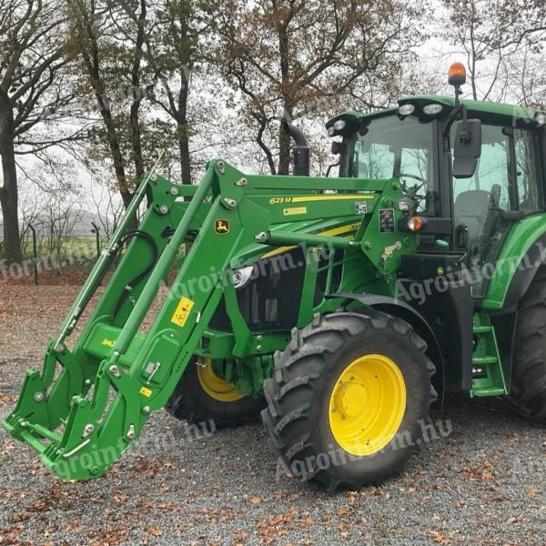 John Deere 6120M