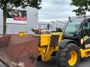 New Holland LM 1445 Turbo pedestal telescopic handler