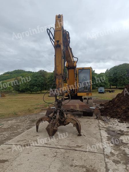 Na prodej Caterpillar typ 214B