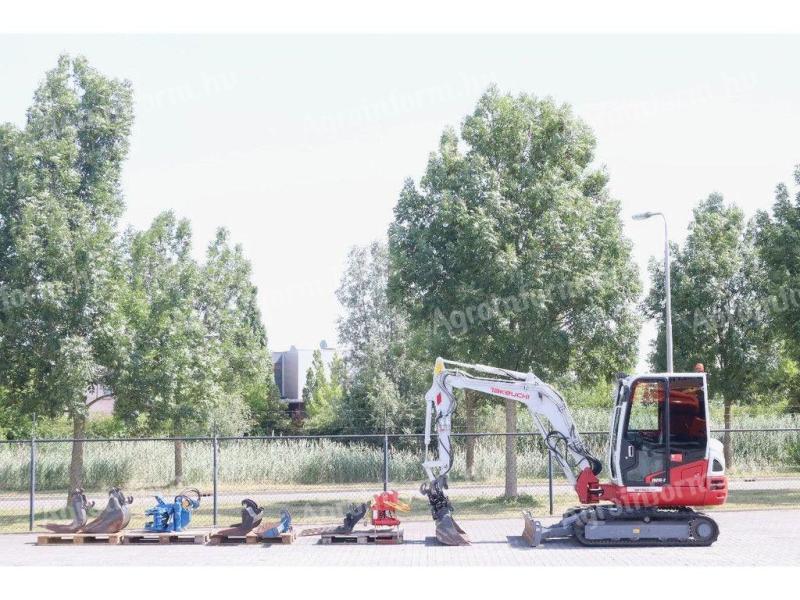 Takeuchi TB235-2 / TILT + 5 kanál / 2023 / 389 üzemóra / Lízing 20%-tól