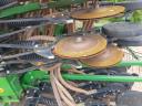 John Deere 740A
