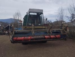 512-es Fortschritt kombajn eladó
