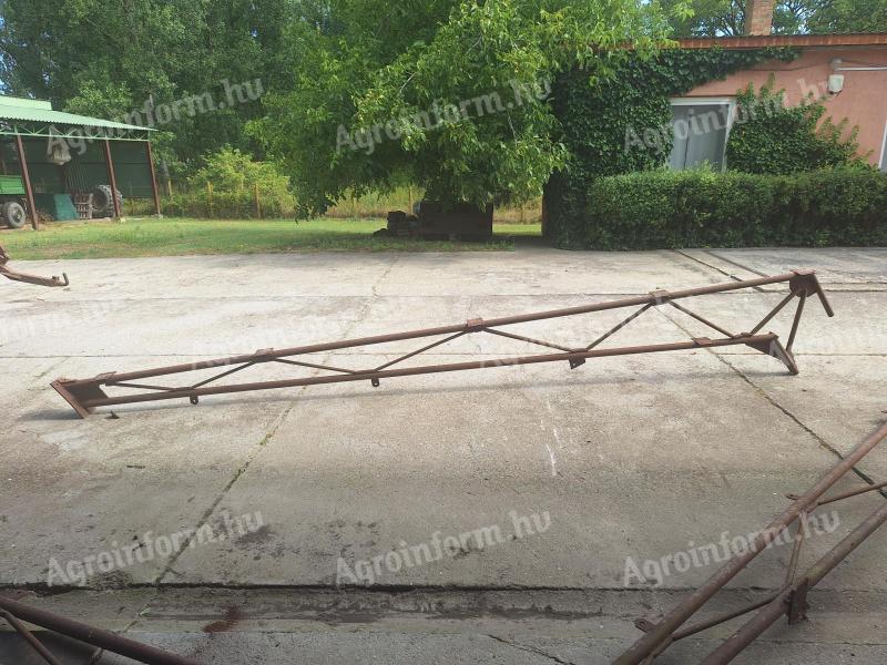 Vas tetőszerkezet 15x9 m