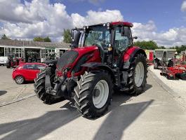Valtra N154E ACTIVE traktor