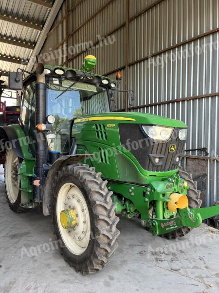 John Deere 6130R