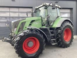 Fendt 824 VARIO SCR PROFI PLUS