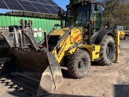 Eladó New Holland B100C