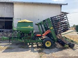 John Deere gabonavetőgép