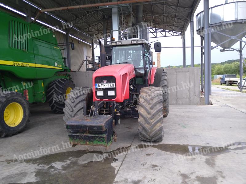 Massey Ferguson 8270