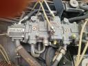 LOCUST L752 loading machine