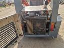 LOCUST L752 loading machine