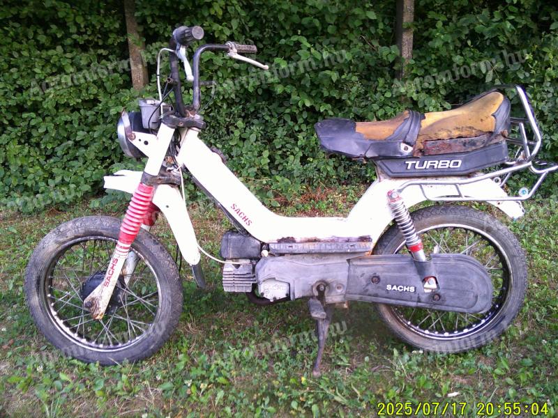 SACHS 2DK type, manual small engine, incomplete, as-found condition, for sale very cheap