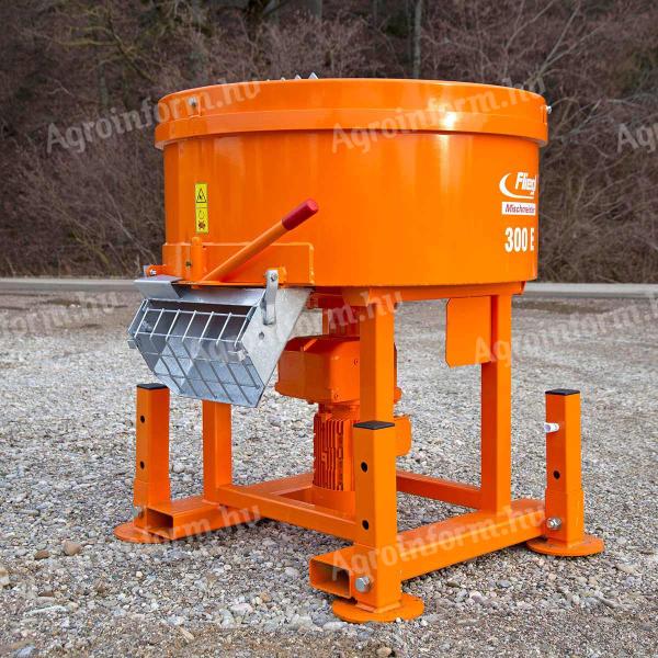 Fliegl electric concrete mixer - with forklift