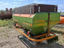 Amazone ZA-MII fertiliser spreader