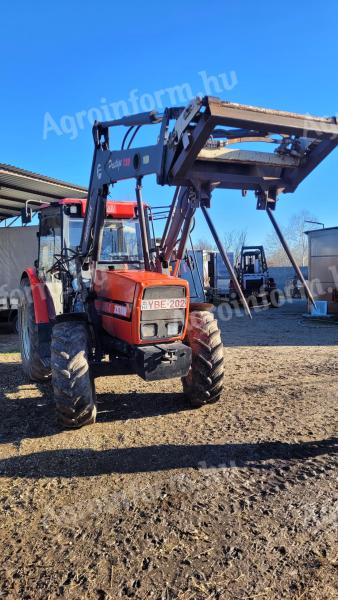 Traktor Zetor 8540
