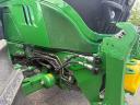 Traktor John Deere 6145 R Premium - pouze 2 450 hodin provozu