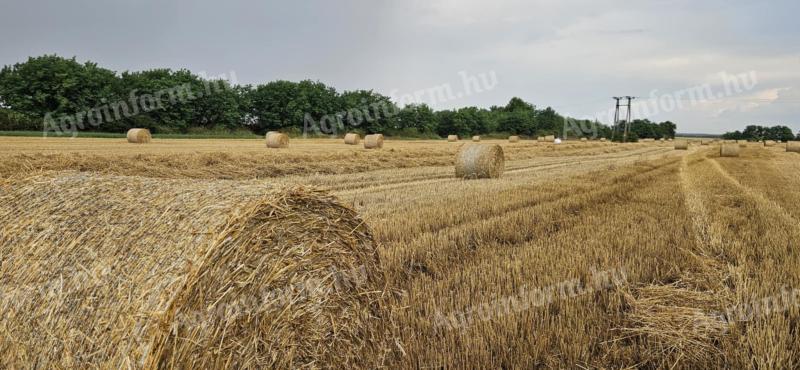 Straw bale