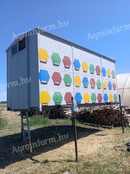 Beekeeping supplies
