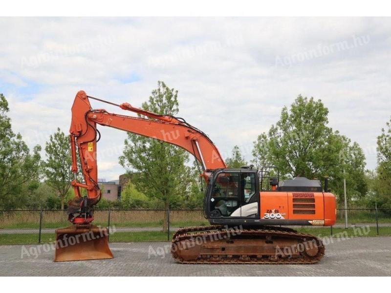 Hitachi ZX300 LC-6 / Rototilt / GPS / 2018 / 10.636 hours / Leasing from 20%