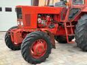 Běloruský traktor MTZ 82