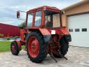 Běloruský traktor MTZ 82