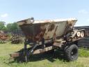 Tornado 5 M fertilizer spreader for sale