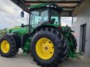 John Deere 8270R