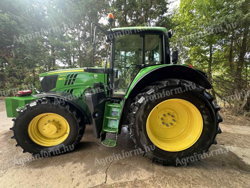 John Deere 6175M