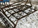 Combiner, cultivator, spring tine