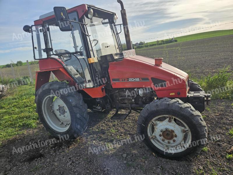 Prodej traktoru VTZ 2048 s pohonem 4x4