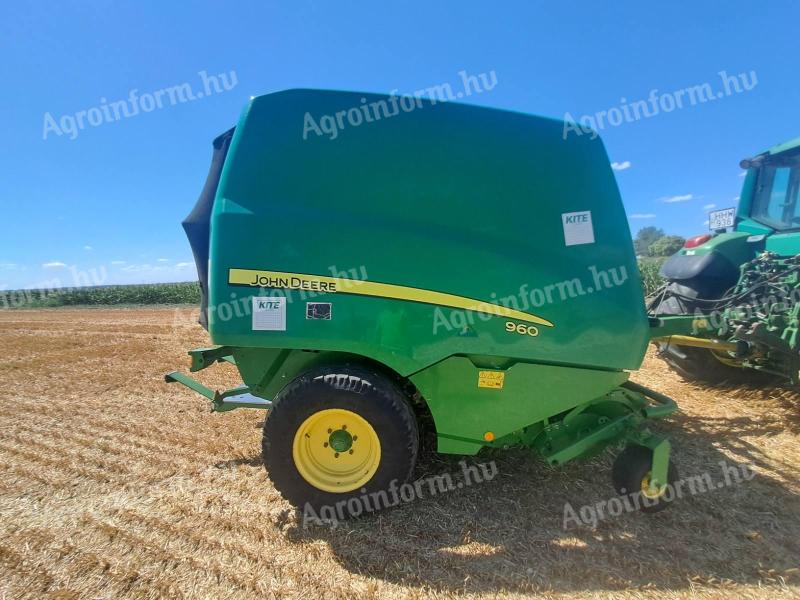 John Deere 960 körbálázó